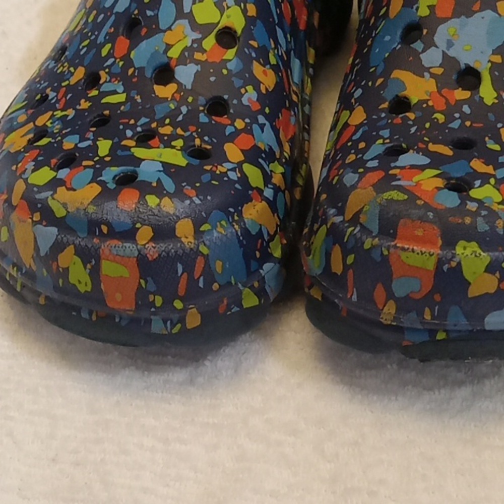 Kids classic all Terrain Terrazzo Crocs size 1 - Picture 5 of 5
